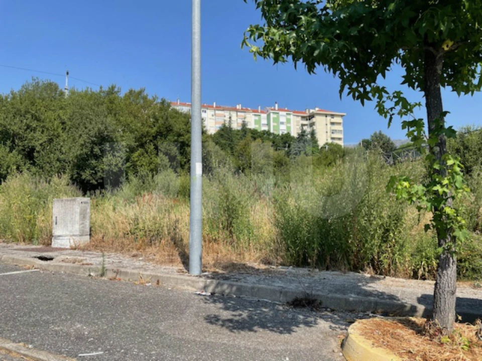 Terreno para Venda em Covilhã e Canhoso Foto 5
