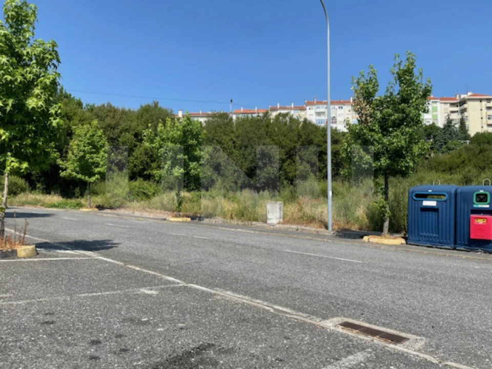 Terreno para Venda em Covilhã e Canhoso Foto 6