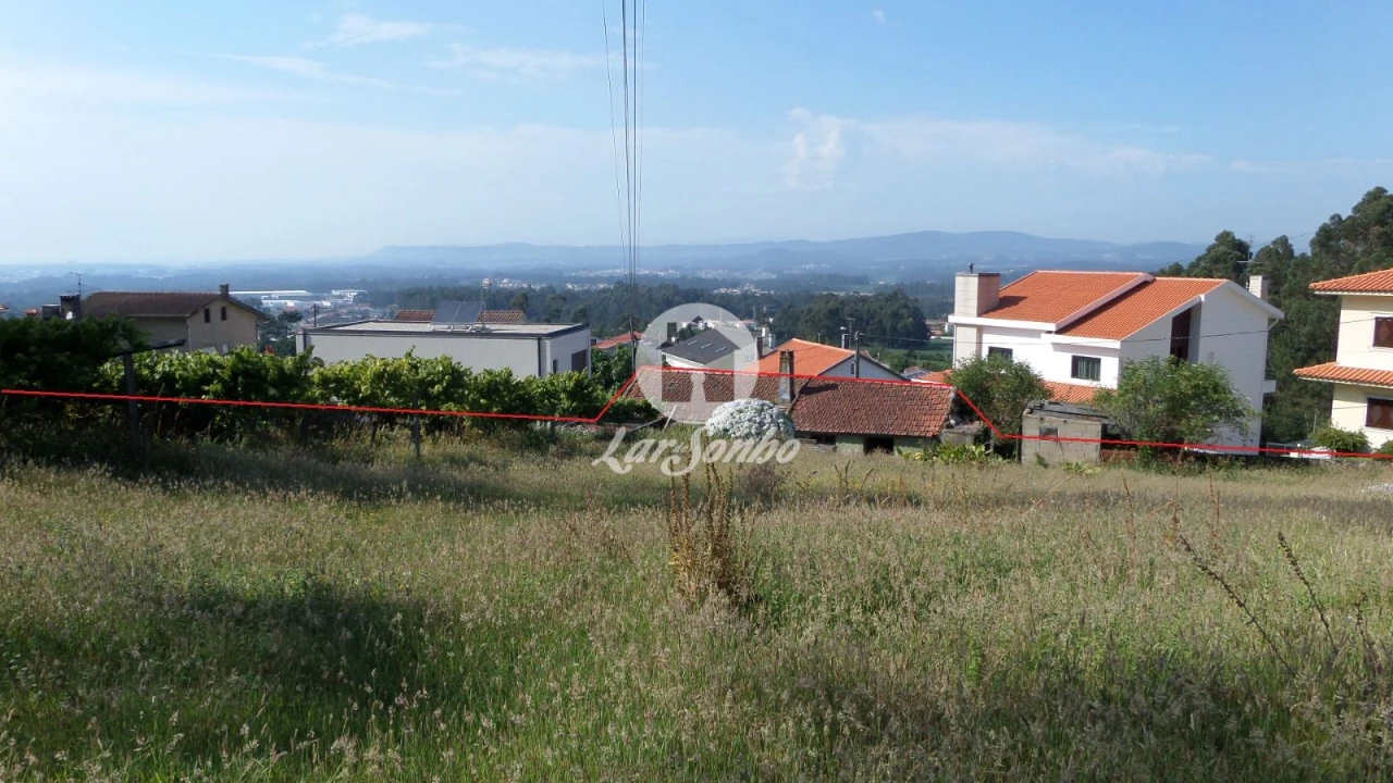 Moradia T3 para Venda em Laundos Foto 26