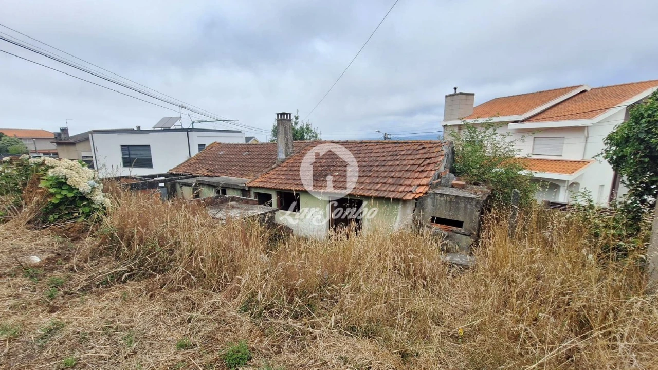 Moradia T3 para Venda em Laundos Foto 7