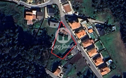 Moradia T3 para Venda em Laundos