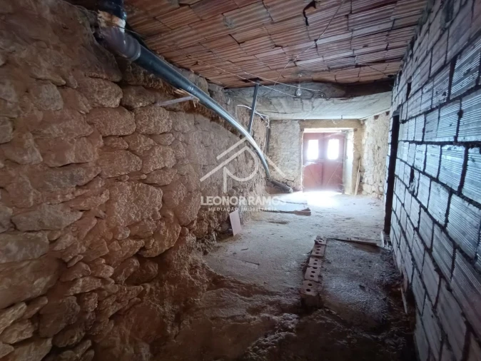 Moradia T2 para Venda em Tinalhas Foto 8