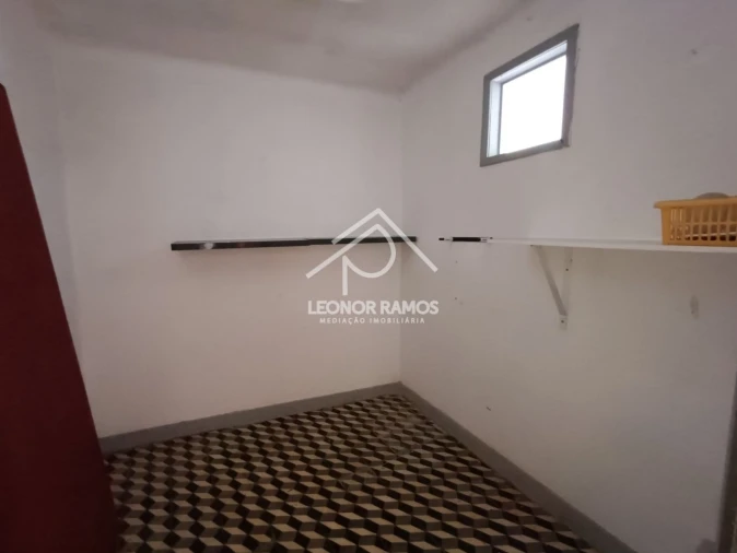 Moradia T2 para Venda em Tinalhas Foto 25