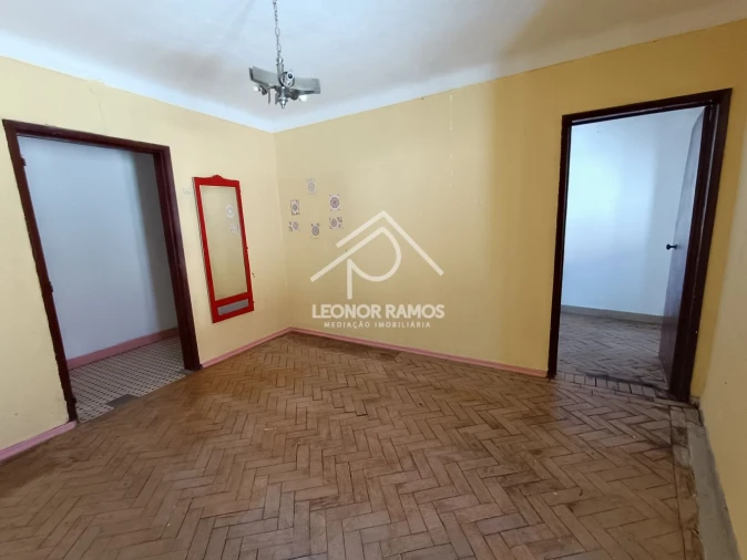 Moradia T2 para Venda em Tinalhas Foto 21