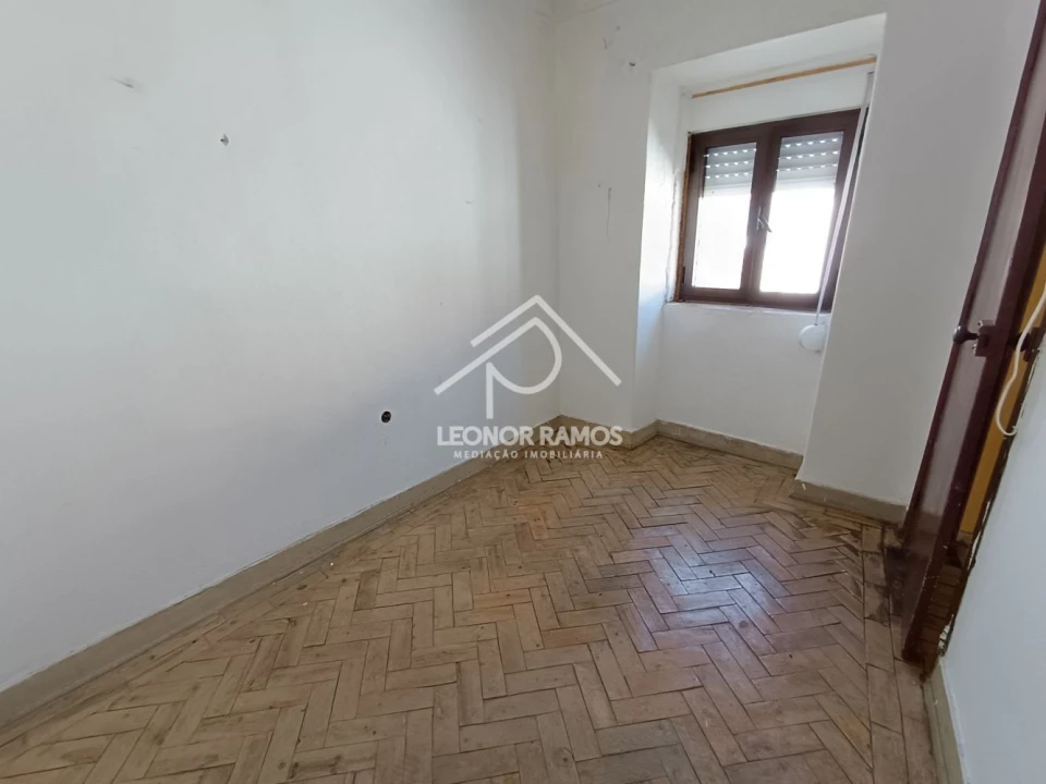 Moradia T2 para Venda em Tinalhas Foto 23