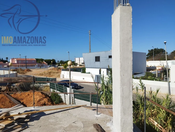 Apartamento T2 para Venda em Porches Foto 17