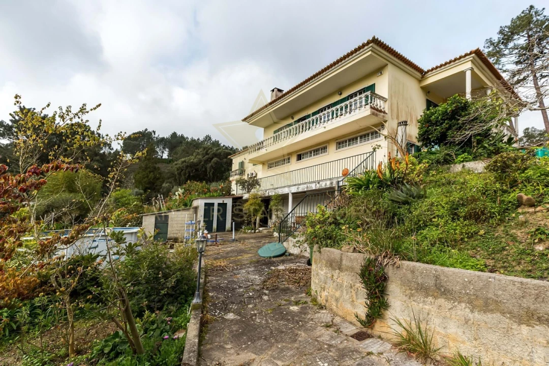 Quinta T5 para Venda em Lousa Foto 2