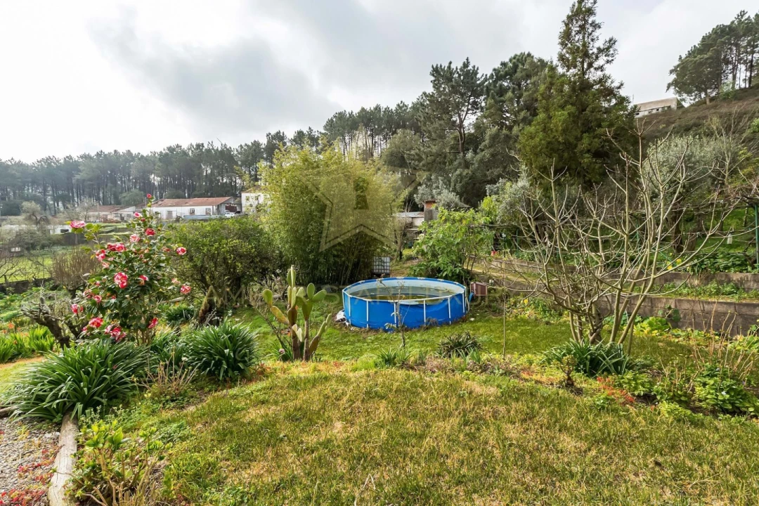 Quinta T5 para Venda em Lousa Foto 23