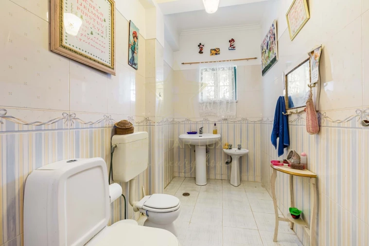 Quinta T5 para Venda em Lousa Foto 18