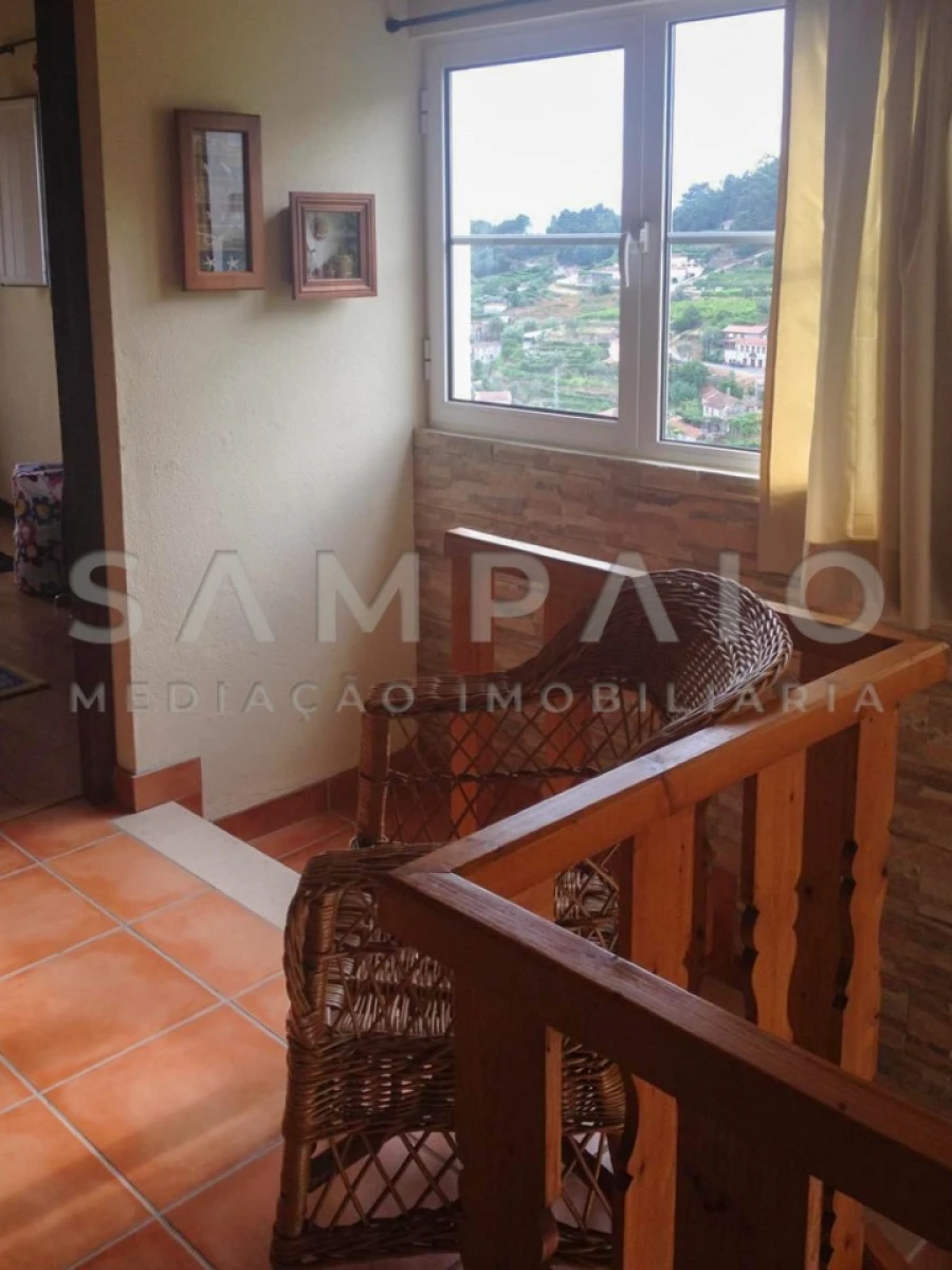 Moradia T4 para Venda em Santa Cruz do Douro e São Tomé de Covelas Foto 7