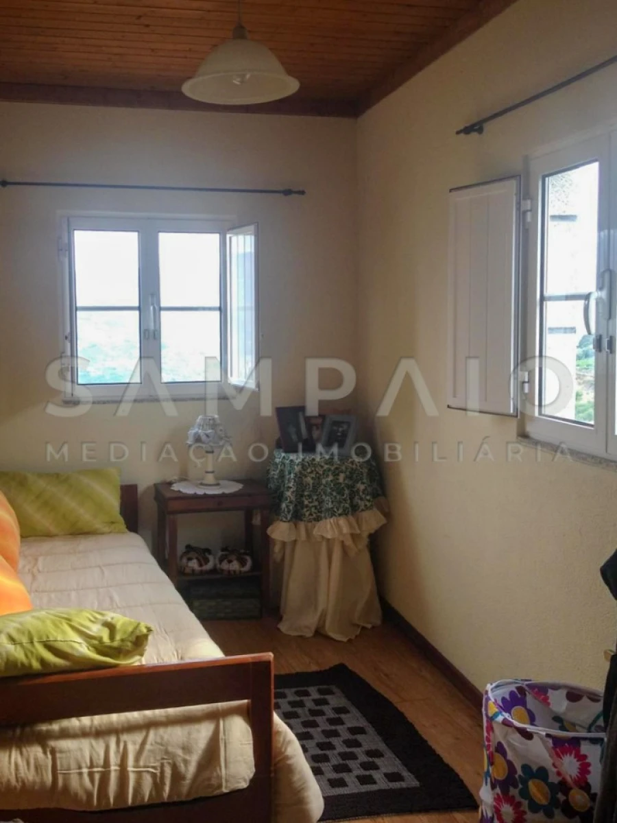 Moradia T4 para Venda em Santa Cruz do Douro e São Tomé de Covelas Foto 9