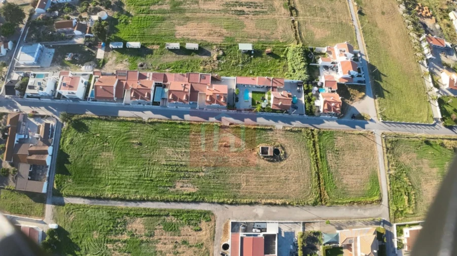 Terreno para Venda em Atalaia e Alto Estanqueiro-Jardia Foto 2