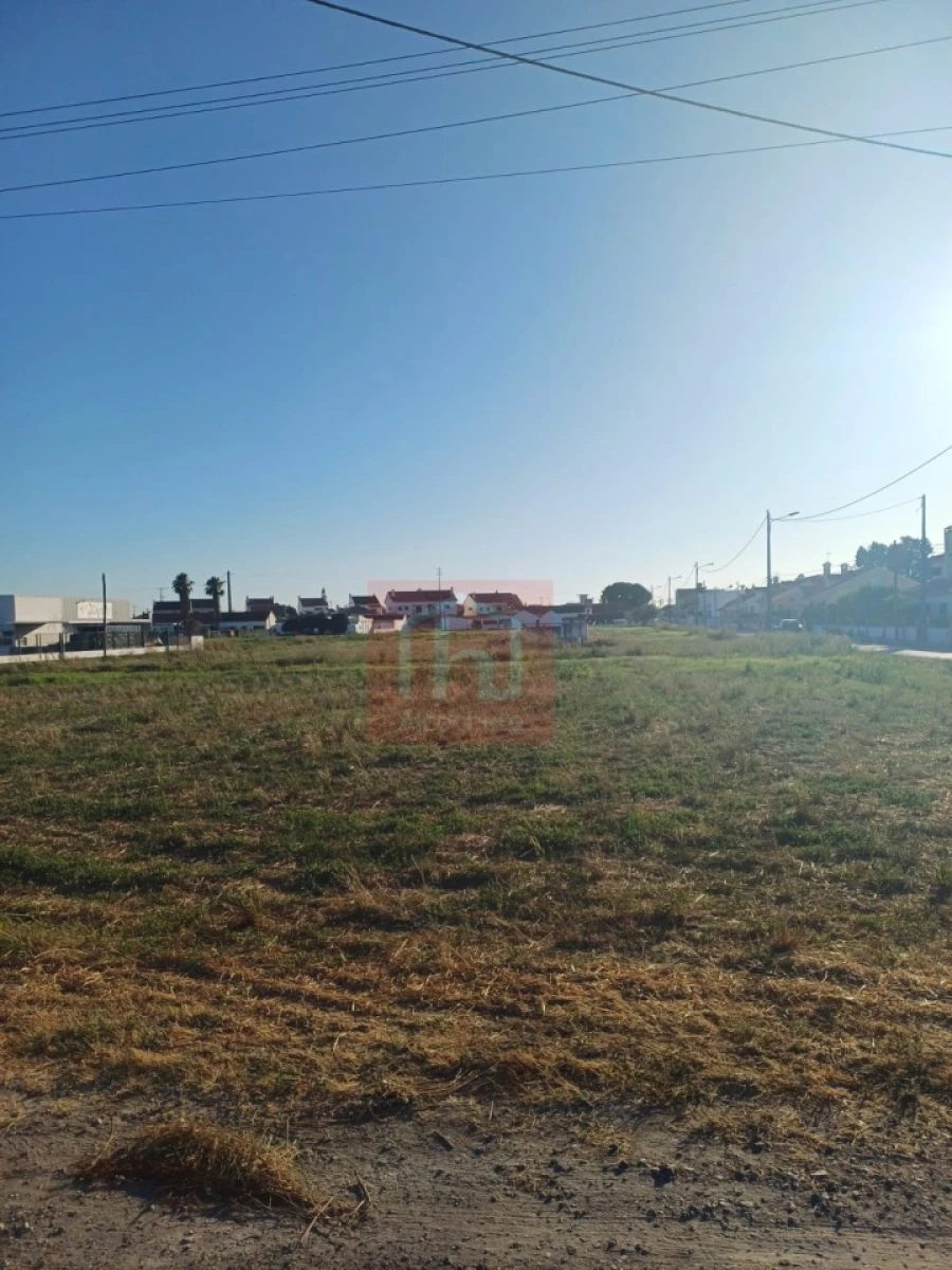 Terreno para Venda em Atalaia e Alto Estanqueiro-Jardia Foto 8