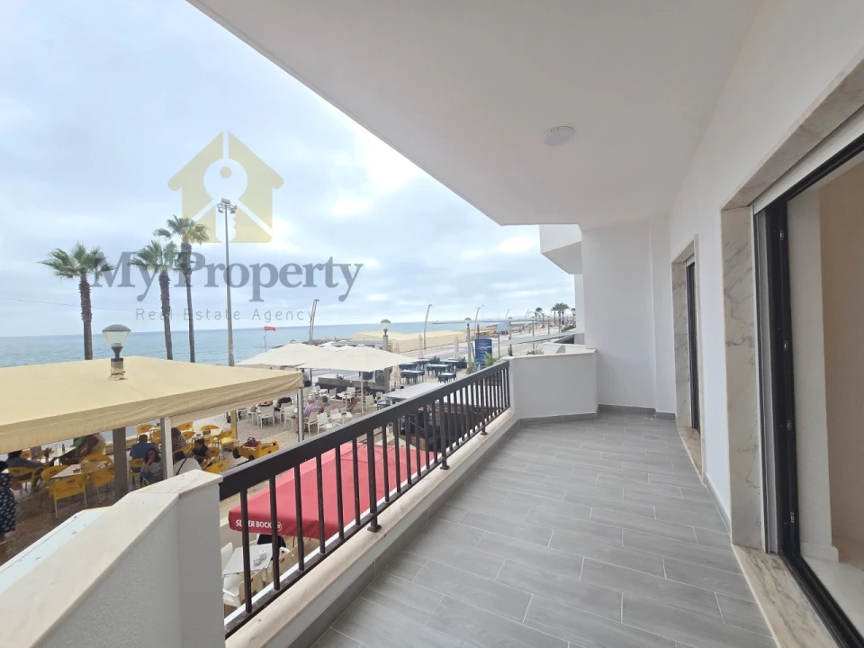 Apartamento T3 para Venda em Quarteira Foto 2