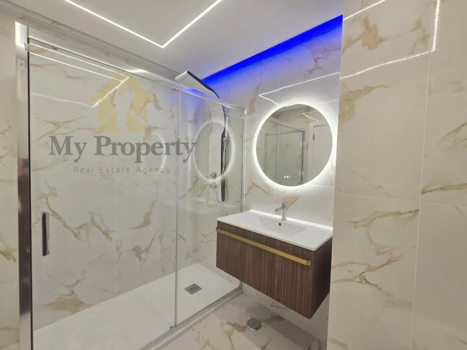 Apartamento T2 para Venda em Quarteira Foto 31