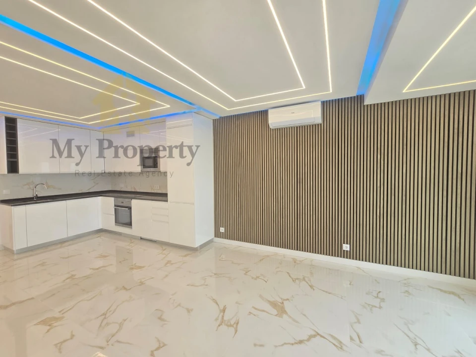 Apartamento T2 para Venda em Quarteira Foto 4