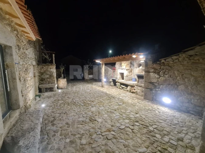 Negócio para Venda em Mentrestido Foto 3