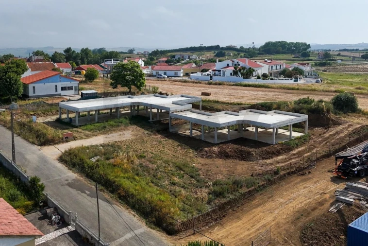 Moradia T3 para Venda em Santo Quintino