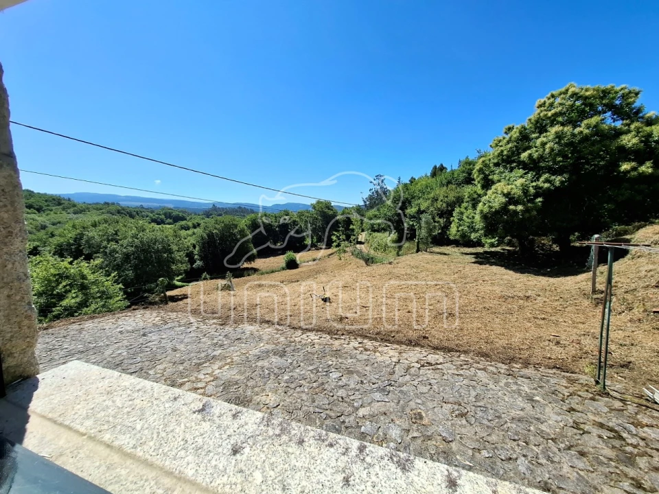 Moradia T1 para Venda em Mentrestido Foto 23