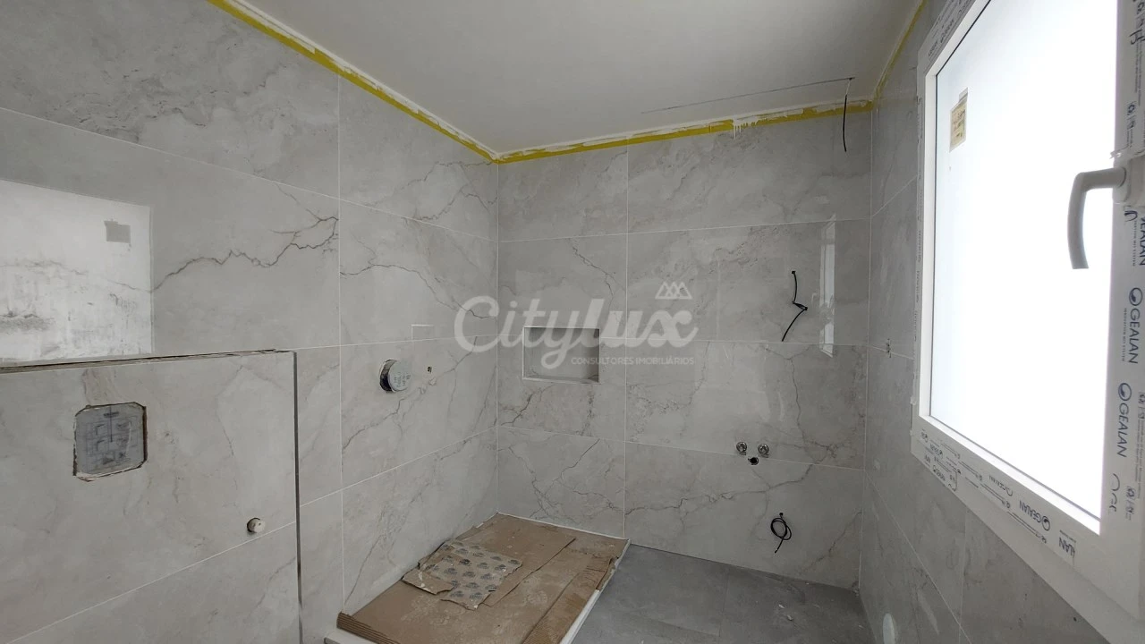 Moradia T4 para Venda em Alcabideche Foto 21