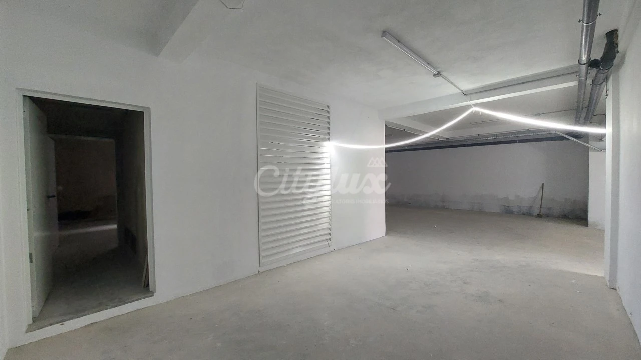 Moradia T4 para Venda em Alcabideche Foto 28