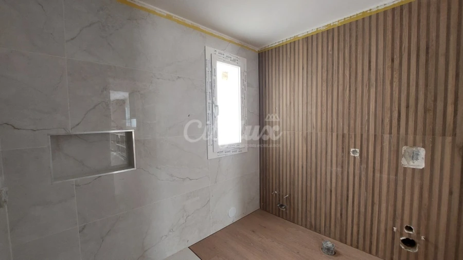 Moradia T4 para Venda em Alcabideche Foto 10