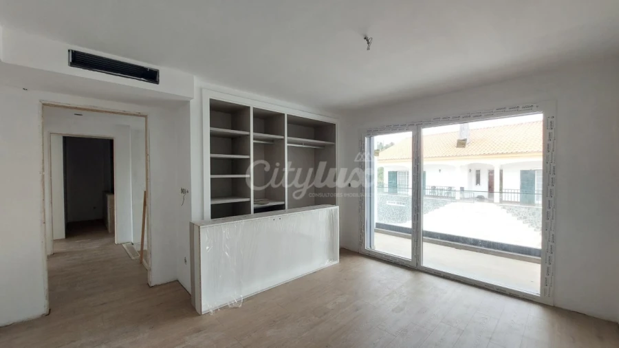Moradia T4 para Venda em Alcabideche Foto 23