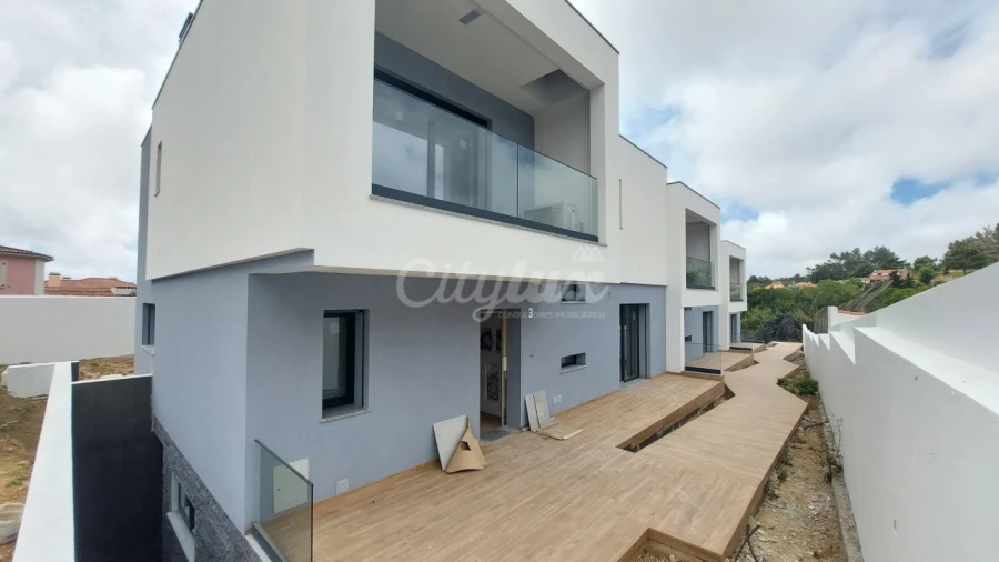 Moradia T4 para Venda em Alcabideche Foto 32