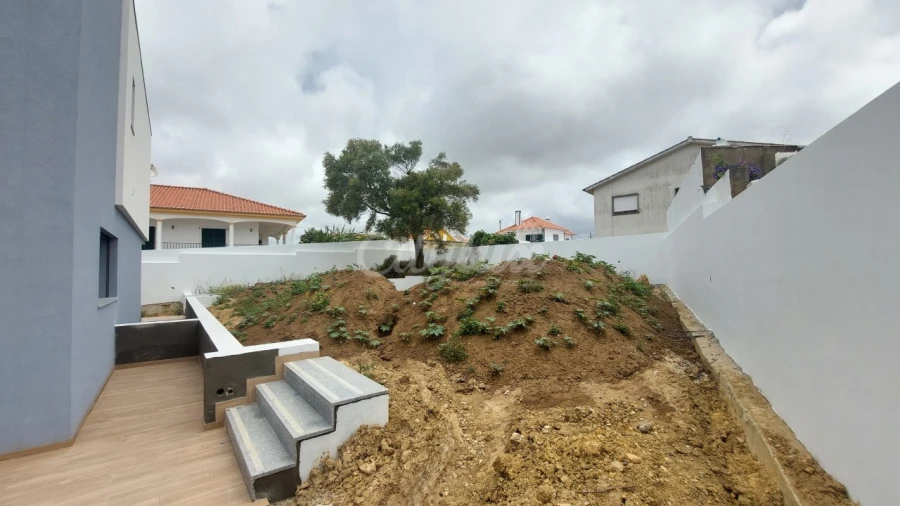 Moradia T4 para Venda em Alcabideche Foto 35