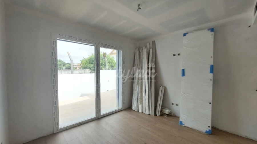 Moradia T4 para Venda em Alcabideche Foto 6