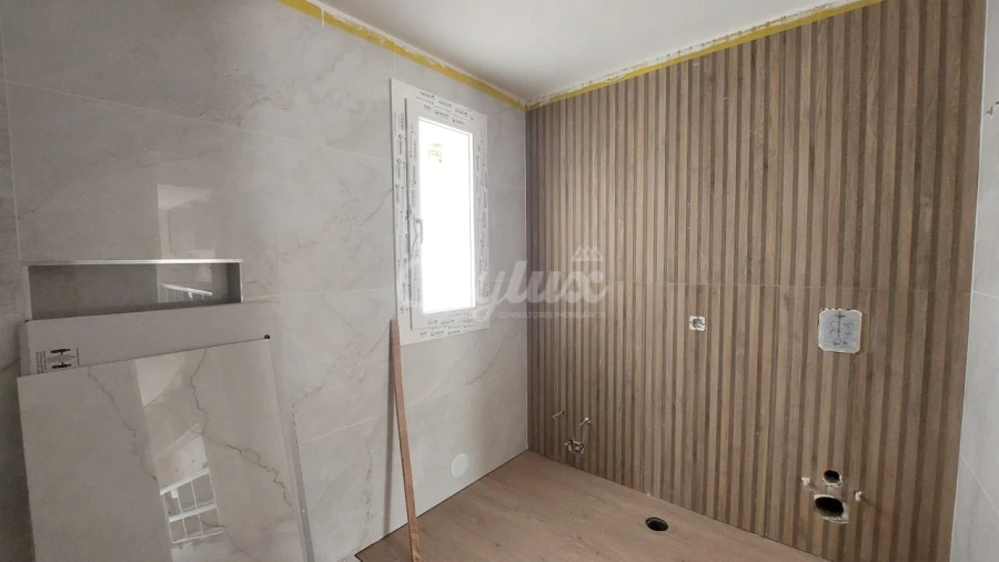 Moradia T4 para Venda em Alcabideche Foto 8