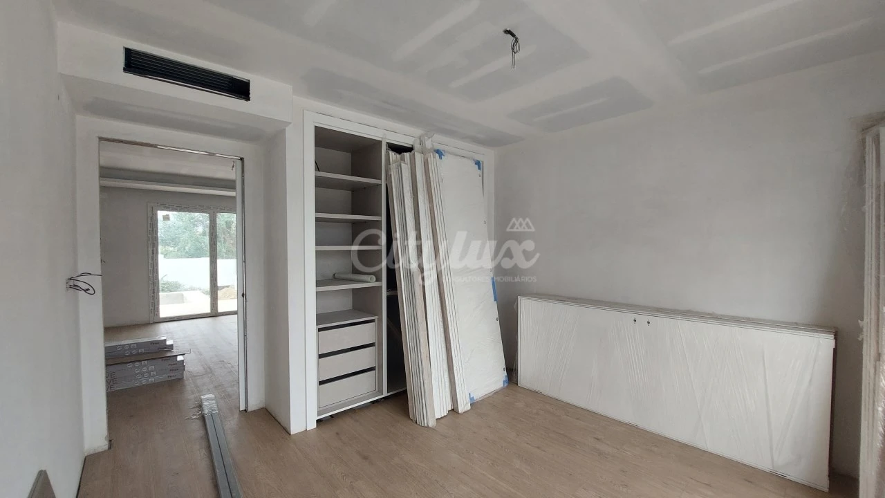 Moradia T4 para Venda em Alcabideche Foto 7