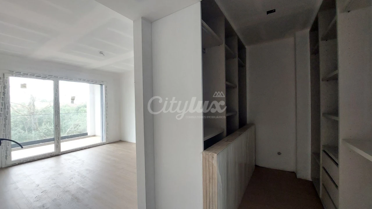 Moradia T4 para Venda em Alcabideche Foto 11