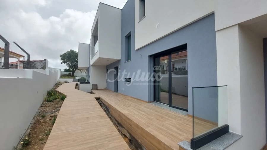 Moradia T4 para Venda em Alcabideche Foto 28