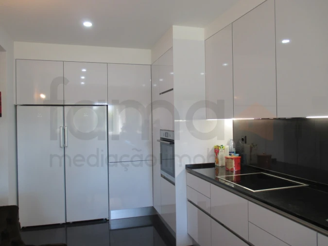 Apartamento T3 para Venda em Oeiras e São Julião da Barra, Paço de Arcos e Caxias Foto 12