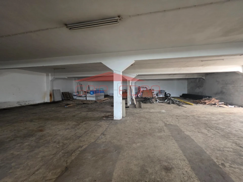 Armazém para Arrendamento em Maceda Foto 5