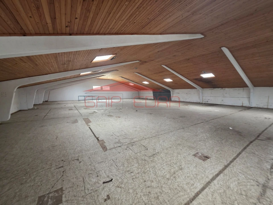 Armazém para Arrendamento em Maceda Foto 8