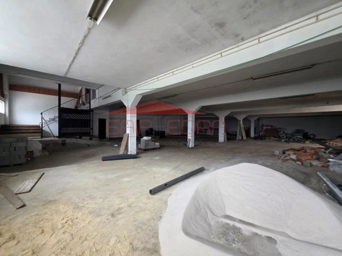 Armazém para Arrendamento em Maceda Foto 7