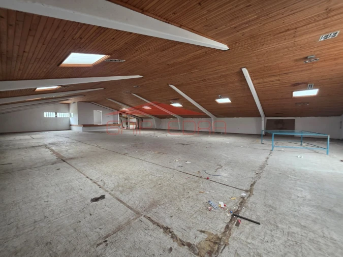 Armazém para Arrendamento em Maceda Foto 10