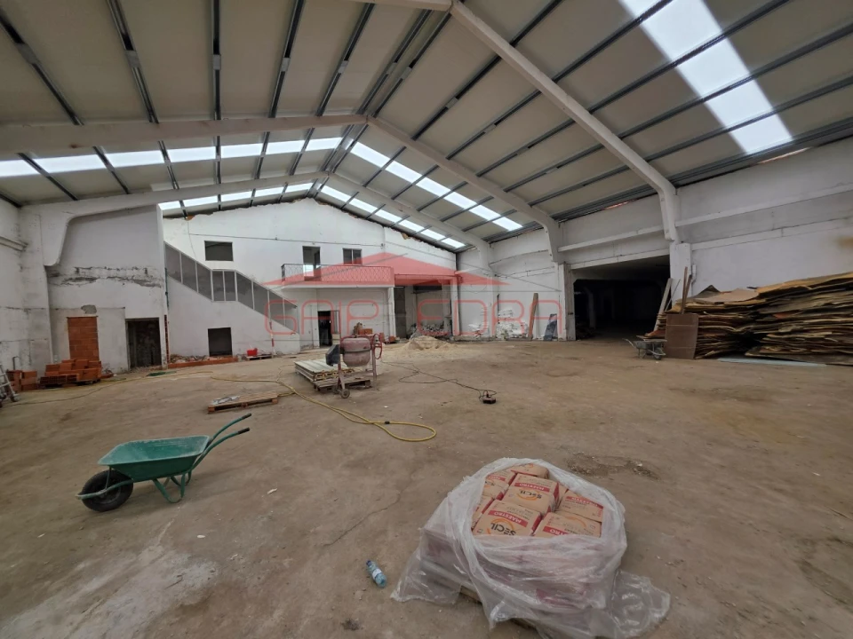 Armazém para Arrendamento em Maceda Foto 12