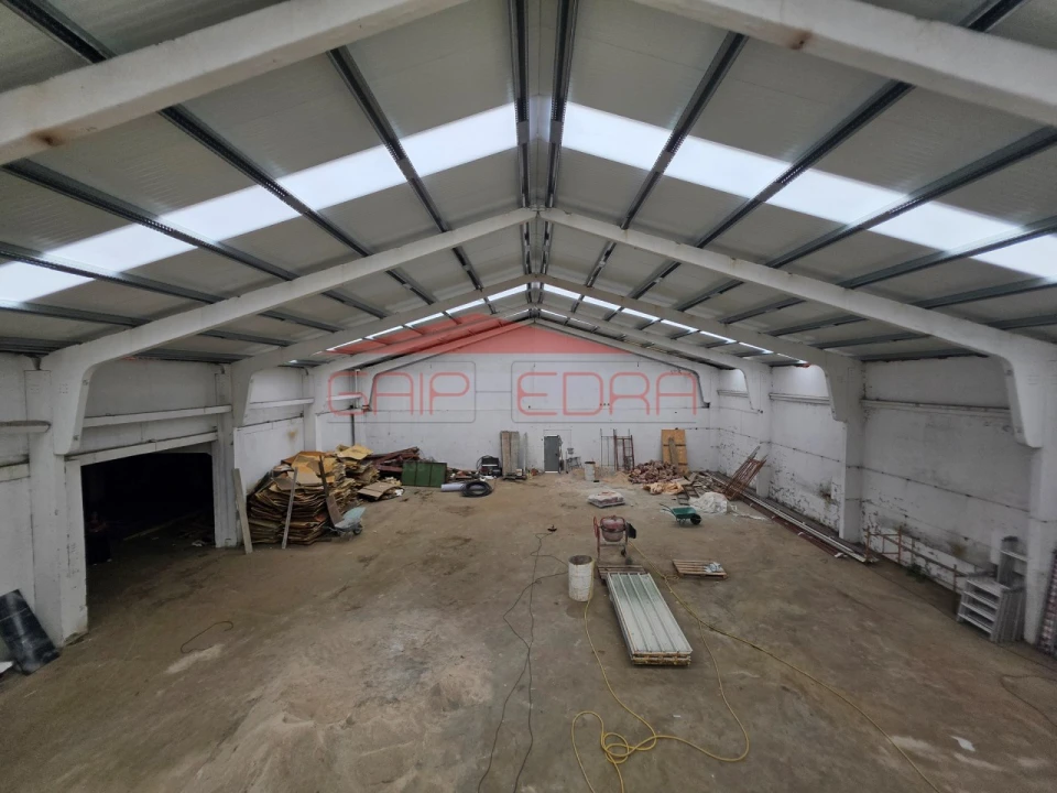 Armazém para Arrendamento em Maceda Foto 4