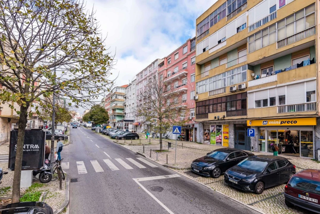 Negócio para Venda em Queluz e Belas Foto 18