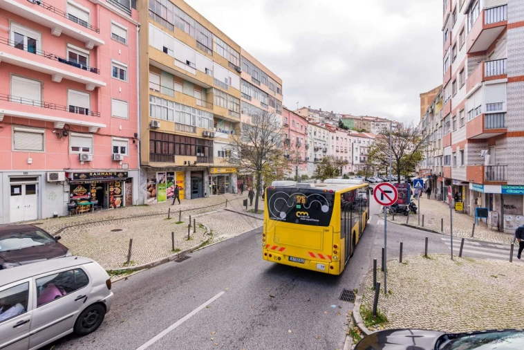 Negócio para Venda em Queluz e Belas Foto 14