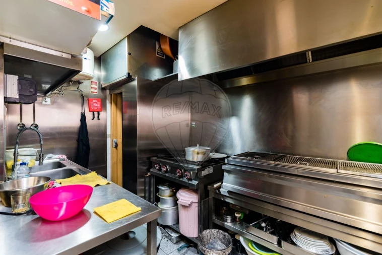 Negócio para Venda em Queluz e Belas Foto 8