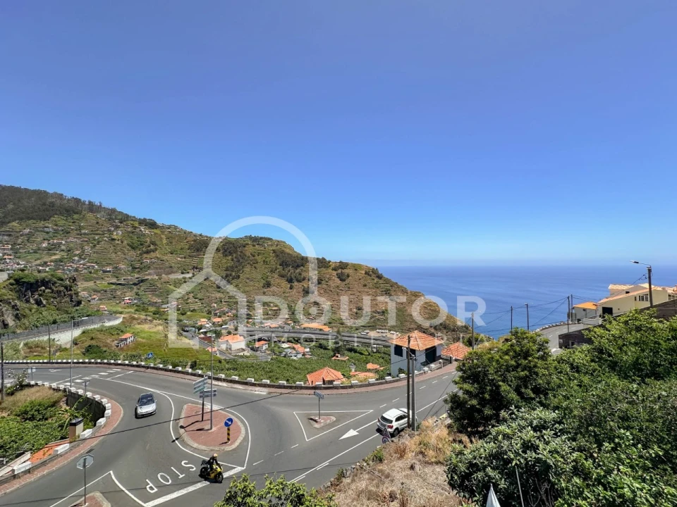 Moradia T3 para Venda em Ribeira Brava Foto 25
