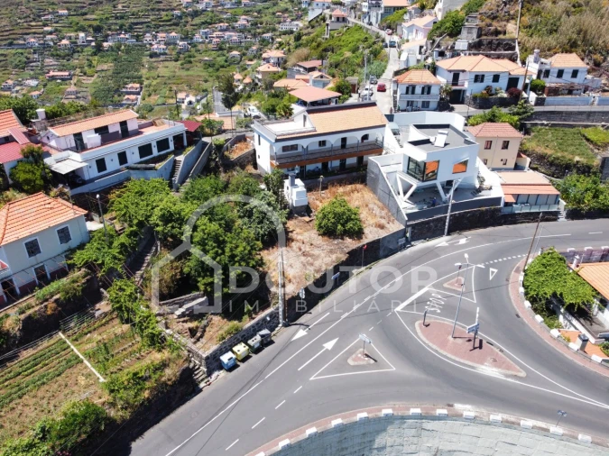 Moradia T3 para Venda em Ribeira Brava Foto 26