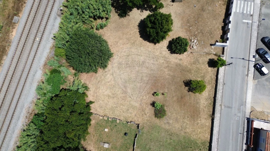 Terreno para Venda em Granja do Ulmeiro Foto 1