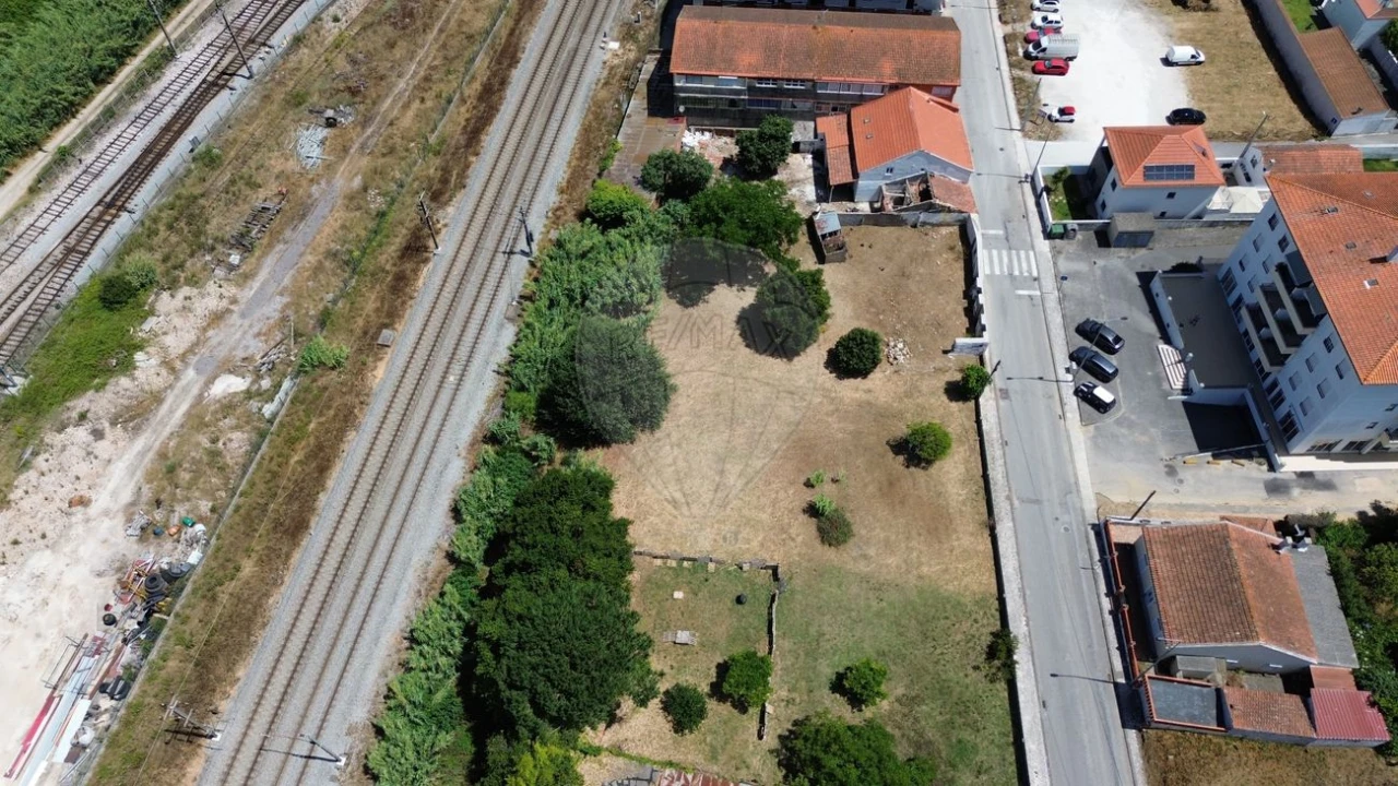 Terreno para Venda em Granja do Ulmeiro Foto 10