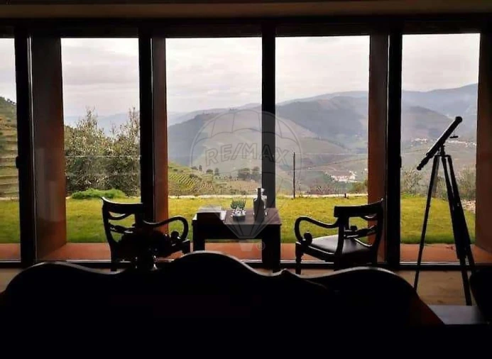 Quinta T3 para Venda em Valença do Douro Foto 31