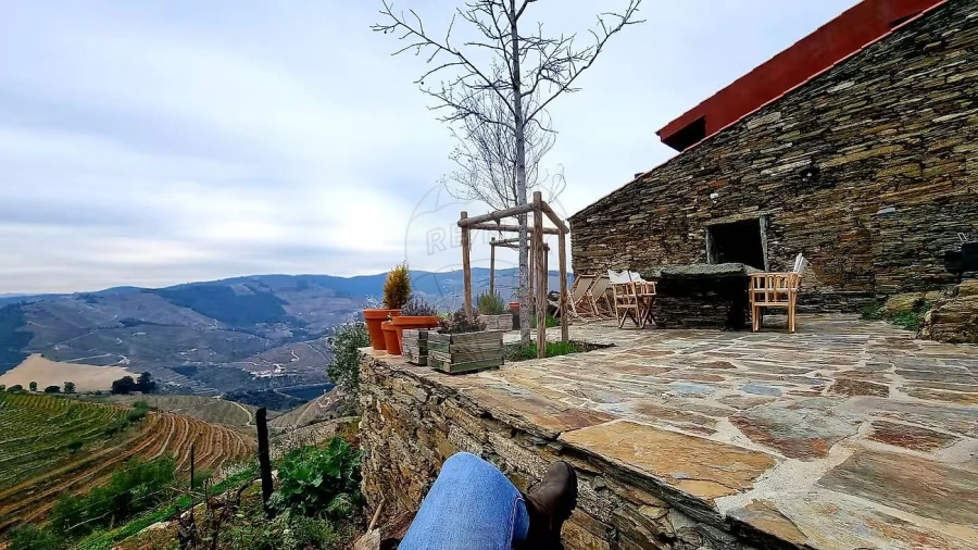 Quinta T3 para Venda em Valença do Douro Foto 30